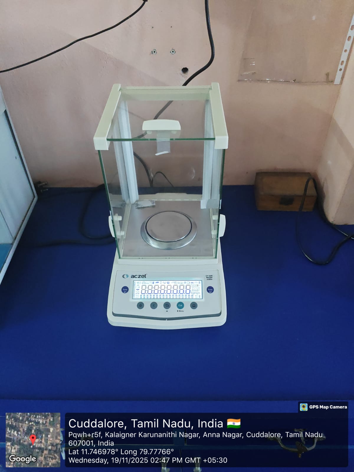Electronic Weighing Balance
